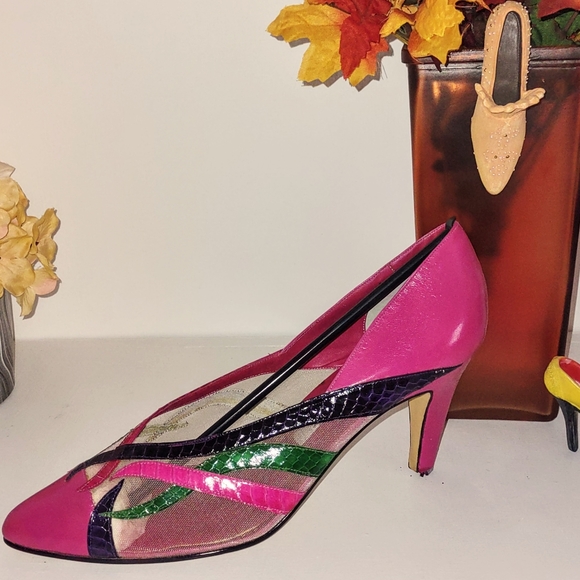 Vintage Karen Scott Fuchsia Heels - Picture 10 of 13